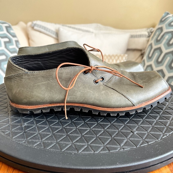 CYDWOQ Women's Green Leather "School" Lace-up Shoes Handmade USA - Picture 1 of 6